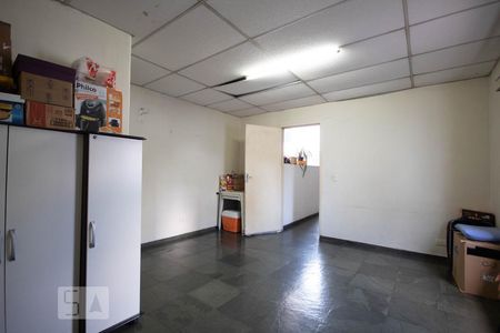 Casa para alugar com 205m², 4 quartos e 1 vaga Casa para alugar com 205m², 4 quartos e 1 vagaQuarto de Serviço