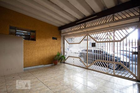 Casa para alugar com 205m², 4 quartos e 1 vaga Casa para alugar com 205m², 4 quartos e 1 vagaGaragem