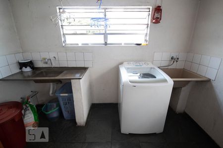 Casa para alugar com 205m², 4 quartos e 1 vaga Casa para alugar com 205m², 4 quartos e 1 vagaÁrea de Serviço