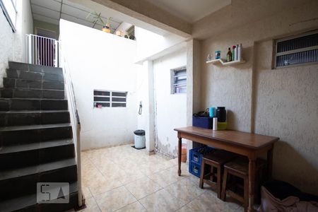 Casa para alugar com 205m², 4 quartos e 1 vaga Casa para alugar com 205m², 4 quartos e 1 vagaQuintal