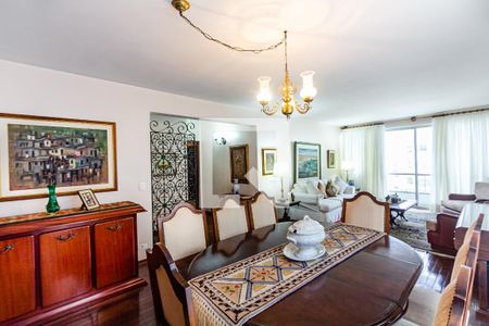 Sala de apartamento à venda com 3 quartos, 166m² em Moema, São Paulo