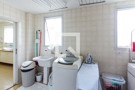 Apartamento à venda com 166m², 3 quartos e 2 vagas Apartamento à venda com 166m², 3 quartos e 2 vagasÁrea de Serviço