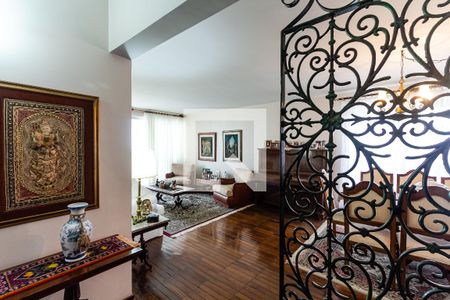 Sala de apartamento à venda com 3 quartos, 166m² em Moema, São Paulo