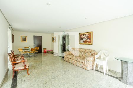 Apartamento à venda com 166m², 3 quartos e 2 vagas Apartamento à venda com 166m², 3 quartos e 2 vagasÁrea comum - Salão de festas