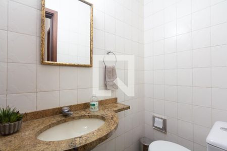 Apartamento à venda com 166m², 3 quartos e 2 vagas Apartamento à venda com 166m², 3 quartos e 2 vagasLavabo