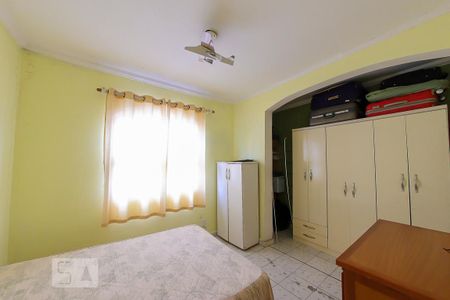 Casa à venda com 300m², 8 quartos e 2 vagas Casa à venda com 300m², 8 quartos e 2 vagasQuarto 1