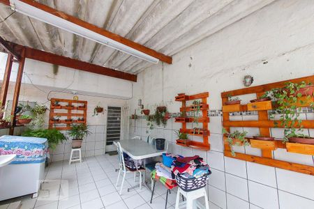 Casa à venda com 300m², 8 quartos e 2 vagas Casa à venda com 300m², 8 quartos e 2 vagasArea de serviço