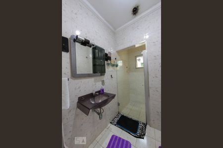 Casa à venda com 300m², 8 quartos e 2 vagas Casa à venda com 300m², 8 quartos e 2 vagasLavabo