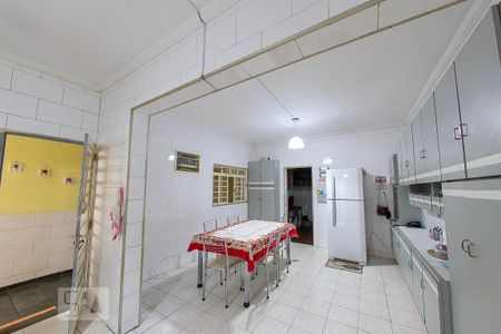 Casa à venda com 300m², 8 quartos e 2 vagas Casa à venda com 300m², 8 quartos e 2 vagasCozinha