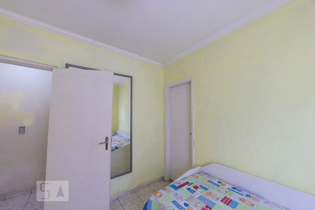 Casa à venda com 300m², 8 quartos e 2 vagas Casa à venda com 300m², 8 quartos e 2 vagasQuarto 2