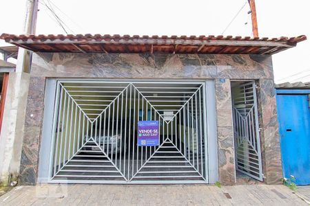 Casa à venda com 300m², 8 quartos e 2 vagas Casa à venda com 300m², 8 quartos e 2 vagasFachada