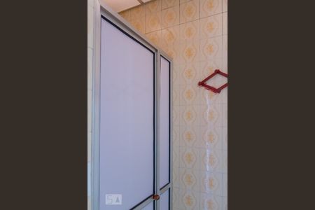 Banheiro de apartamento para alugar com 1 quarto, 45m² em Vila Antonieta, São Bernardo do Campo