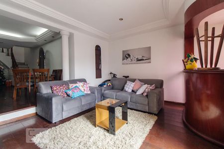 Casa à venda com 260m², 6 quartos e 2 vagasSala