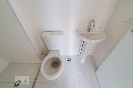 Apartamento à venda com 35m², 2 quartos e sem vaga Apartamento à venda com 35m², 2 quartos e sem vagaBanheiro