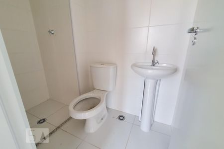 Apartamento à venda com 35m², 2 quartos e sem vaga Apartamento à venda com 35m², 2 quartos e sem vagaBanheiro
