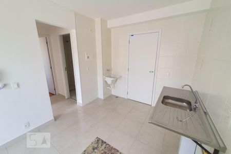 Apartamento à venda com 35m², 2 quartos e sem vaga Apartamento à venda com 35m², 2 quartos e sem vagaSala/Cozinha