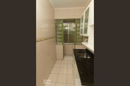 Cozinha de apartamento para alugar com 2 quartos, 64m² em Floresta, Porto Alegre