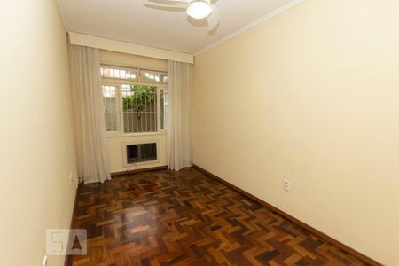Sala de apartamento para alugar com 2 quartos, 64m² em Floresta, Porto Alegre