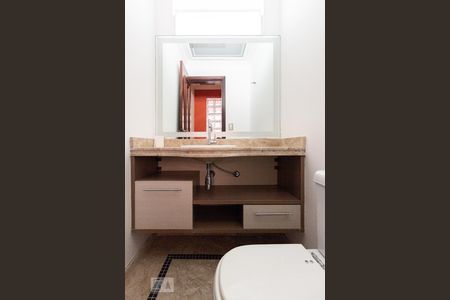 Lavabo de casa à venda com 3 quartos, 280m² em Vila Pereira Barreto, São Paulo