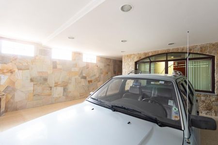 Casa à venda com 280m², 3 quartos e 2 vagasGaragem