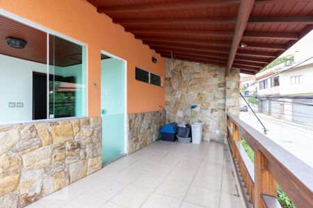 Casa à venda com 280m², 3 quartos e 2 vagasVaranda