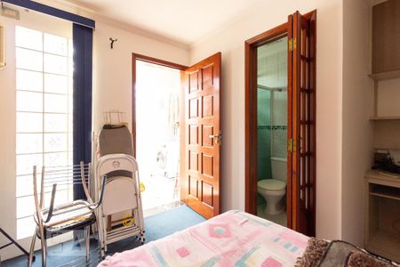 Casa à venda com 280m², 3 quartos e 2 vagasQuarto de Serviço