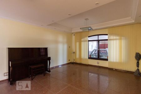 Sala de casa à venda com 3 quartos, 280m² em Vila Pereira Barreto, São Paulo