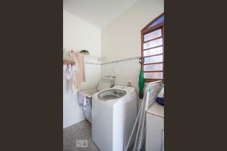 Casa à venda com 400m², 3 quartos e 2 vagasÁrea de Serviço