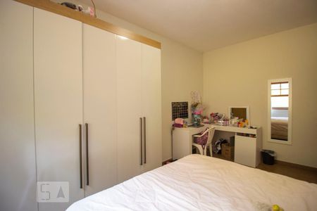 Casa à venda com 400m², 3 quartos e 2 vagasQuarto 1