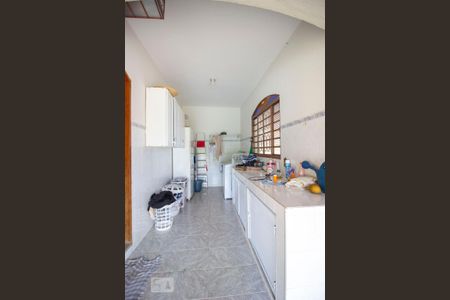 Casa à venda com 400m², 3 quartos e 2 vagasÁrea de Serviço