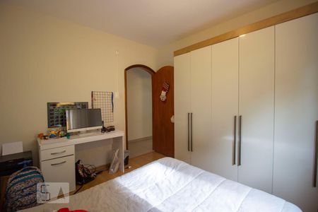 Casa à venda com 400m², 3 quartos e 2 vagasQuarto 2