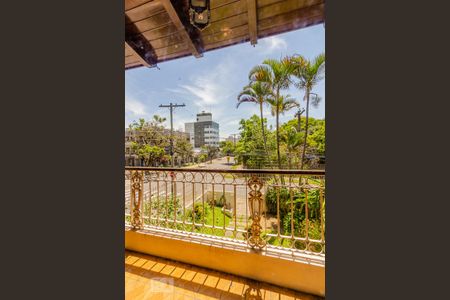 Casa à venda com 420m², 4 quartos e 4 vagasVaranda