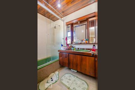 Casa à venda com 420m², 4 quartos e 4 vagasSuíte