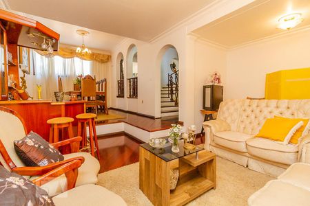 Sala de casa à venda com 4 quartos, 420m² em Cristal, Porto Alegre