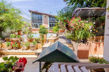 Casa à venda com 420m², 4 quartos e 4 vagasVista