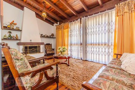 Sala de casa à venda com 4 quartos, 420m² em Cristal, Porto Alegre