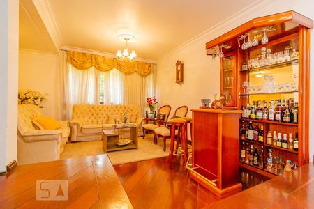 Sala de casa à venda com 4 quartos, 420m² em Cristal, Porto Alegre