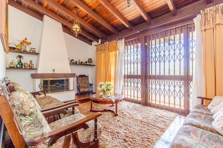 Sala de casa à venda com 4 quartos, 420m² em Cristal, Porto Alegre