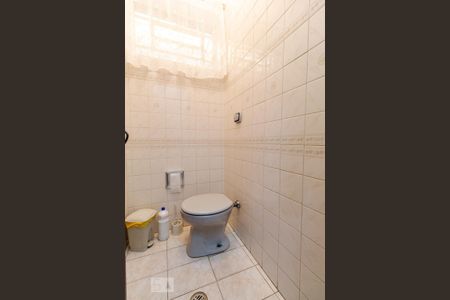 Casa à venda com 244m², 4 quartos e 3 vagasLavabo