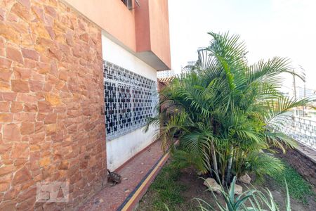 Casa à venda com 244m², 4 quartos e 3 vagasQuintal e garagem