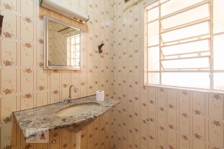 Casa à venda com 244m², 4 quartos e 3 vagasBanheiro - edícula