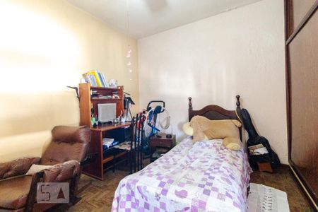 Casa à venda com 244m², 4 quartos e 3 vagasQuarto 3