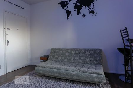 Sala de apartamento para alugar com 1 quarto, 45m² em Lourdes, Belo Horizonte