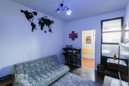 Sala de apartamento para alugar com 1 quarto, 45m² em Lourdes, Belo Horizonte