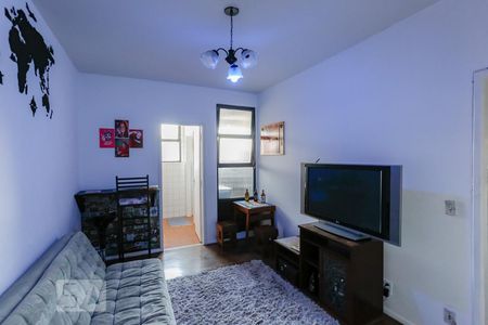 Sala de apartamento para alugar com 1 quarto, 45m² em Lourdes, Belo Horizonte