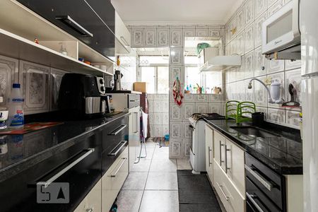 Apartamento à venda com 52m², 2 quartos e 1 vagaCozinha 