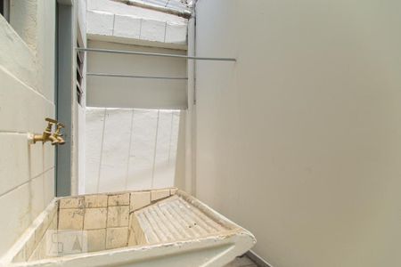 Casa para alugar com 58m², 2 quartos e sem vaga Casa para alugar com 58m², 2 quartos e sem vagaÁrea de serviço