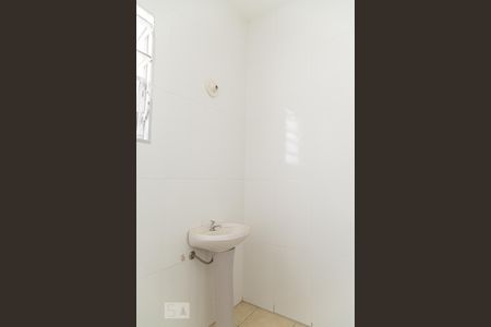 Casa para alugar com 58m², 2 quartos e sem vaga Casa para alugar com 58m², 2 quartos e sem vagaBanheiro