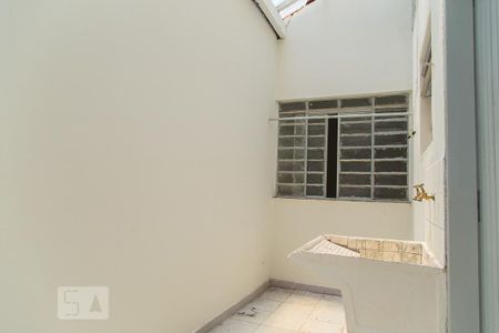 Casa para alugar com 58m², 2 quartos e sem vaga Casa para alugar com 58m², 2 quartos e sem vagaÁrea de serviço