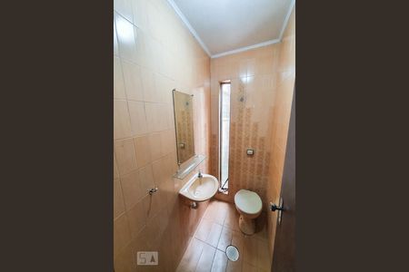 Lavabo de casa para alugar com 3 quartos, 150m² em Vila Moraes, São Paulo